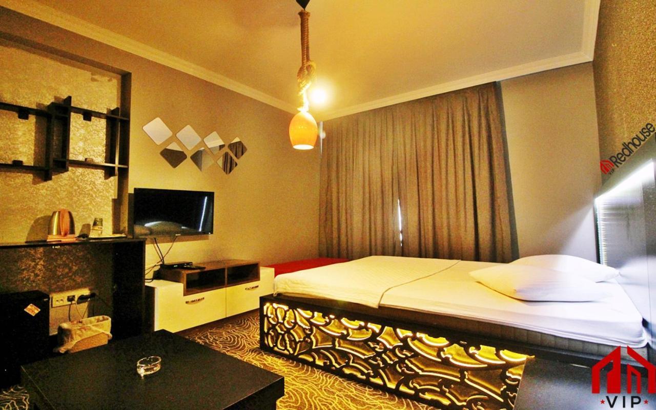 Red House Vip Apartmant Suites Istanbul Exterior photo