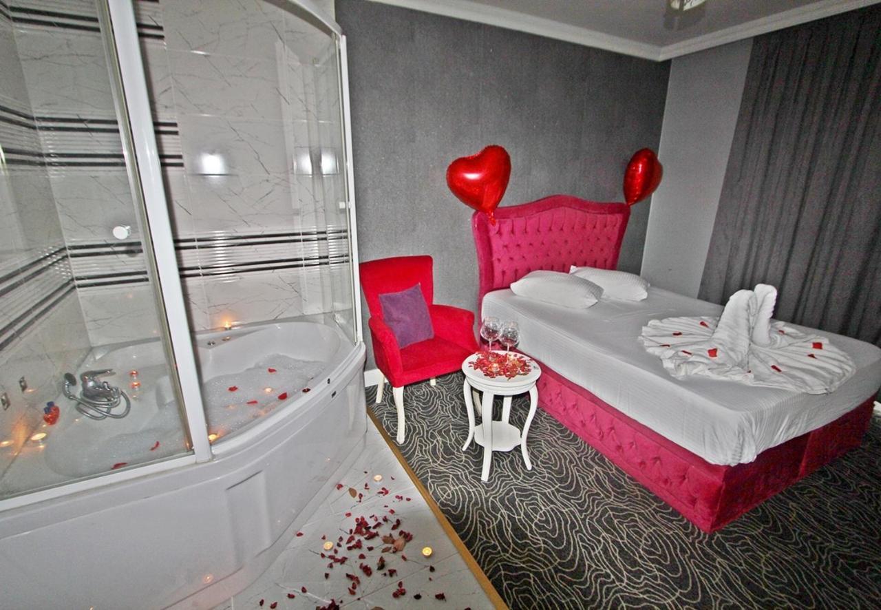 Red House Vip Apartmant Suites Istanbul Exterior photo